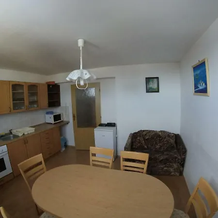 Apartman Antria
